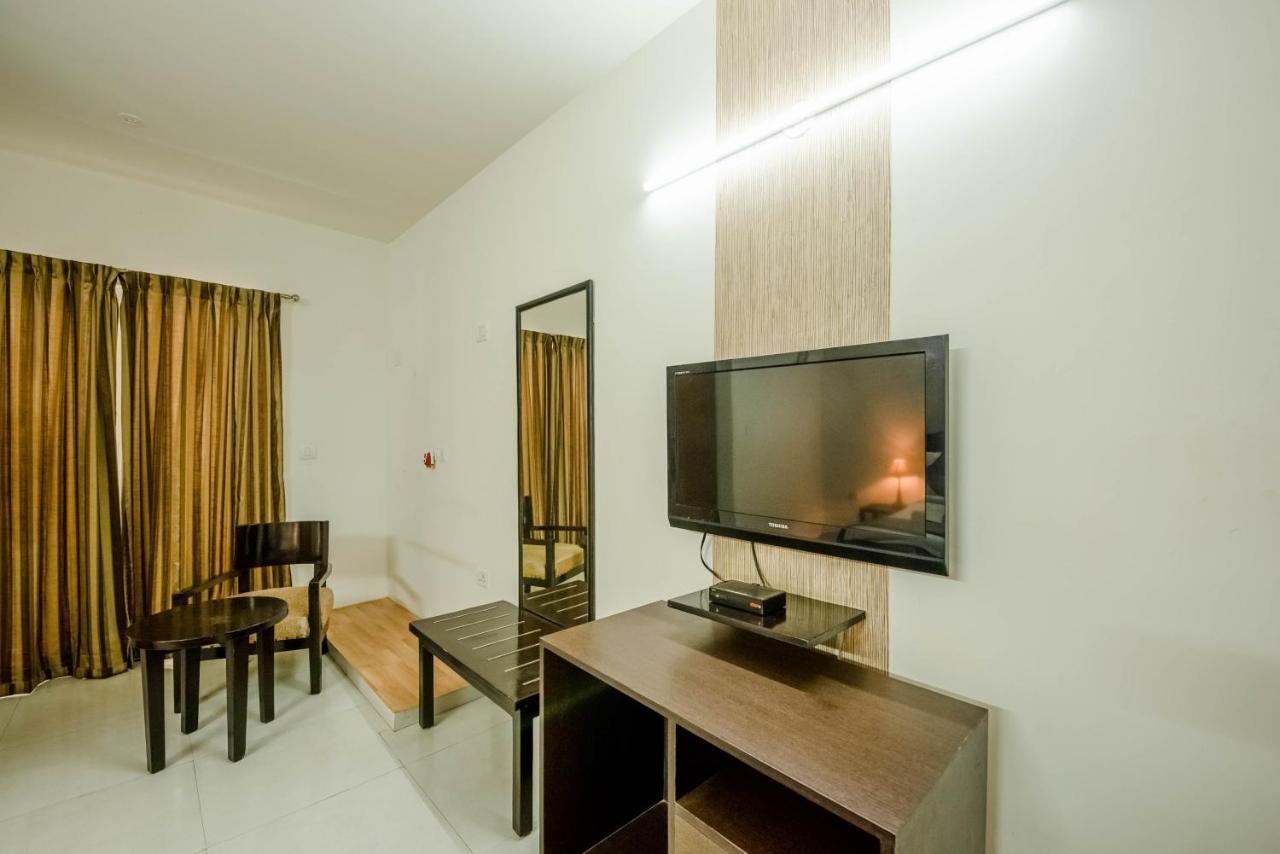 Siesta Bellandur Hotell Bangalore Exteriör bild